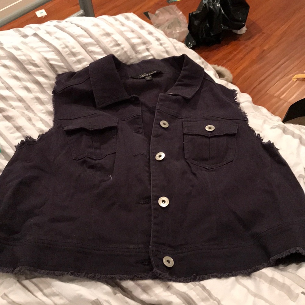 Charcoal/black jean vest